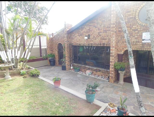 4 BEDROOM HOUSE FOR SALE IN SHALLCROSS